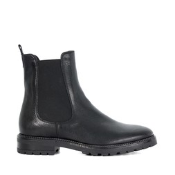 Dune London Poema £159 Black leather www.dunelondon.com