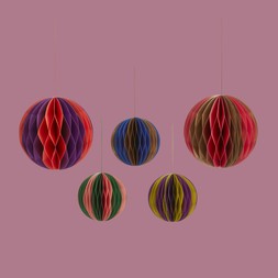 30982780 Sophie Robinson 5 Folding Hanging Paper Balls £22