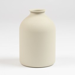 Iron Bottle Vase​ CREAM ​ £20 (31000186)