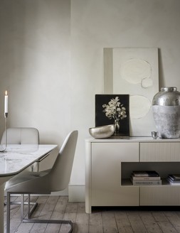 Avorio Sideboard with LED Lights