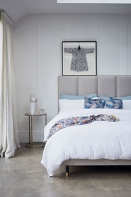 https://dc-42351dc5a6b3.prshots.es/contents/archives/194/254/images/thumb350x287_auto/Hypnos-Bespoke-Brilliance-50-Divan-1099-Riley-50-Headboard-499-E_184e5_thumb.jpg