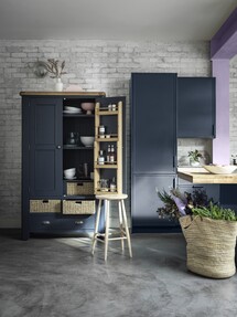 https://dc-42351dc5a6b3.prshots.es/contents/archives/194/254/images/thumb350x287_auto/furniture_village_furniturevillage-hewittlarderunit1495ercolheri_8f2a8_thumb.jpg
