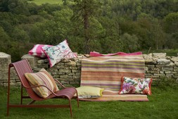 OUTDOOR COLLECTION