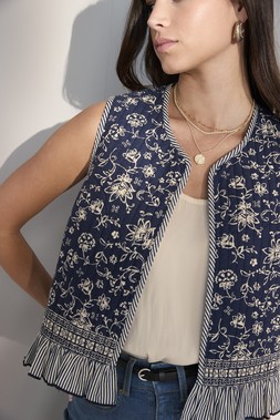 FLORAL FRONT TIE CROPPED WAISTCOAT £42