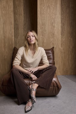 Fine Knit V Neck Jumper £32