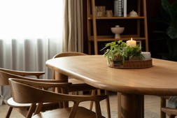 Munroe Dining Table 2m 0003 RRP €1,899 Now €1,099