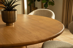 Caspian Round Dining Table 01 RRP €2,499 Now €1,499