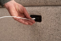 Toronto Retro Electric Recliner RRP €1,299 Now €799