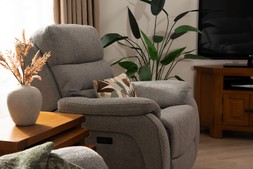 Presley Light Grey Electric Recliner 0029 RRP €949 Now €599