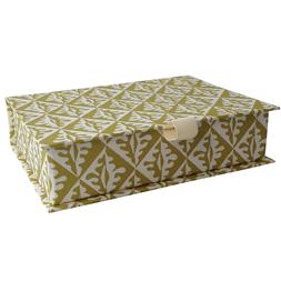 Postcard Box Oak Leaves Sap Green