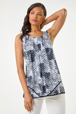 Roman Black ITY Mono Hanky Hem Tee