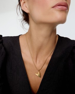 Billie Gold Tone Waterproof Heart Pendant Chain Necklace