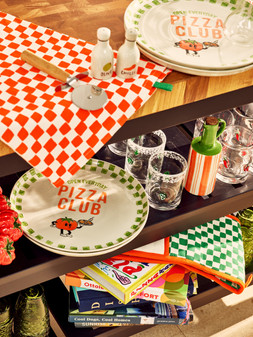 Pizza Club Green Serving Plate £25