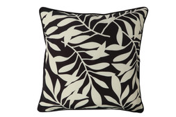 B&M GARDEN SS26 // BOTANICAL // LEAF PRINT CUSHION - BLACK & WHITE // £6 EACH OR 2 FOR £10 //
