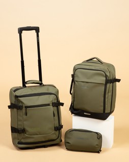 B&M HOLIDAY SHOP 2026 // LUGGAGE // BORDLITE MEN'S WASH BAG £4 // BORDLITE TARP UNDER THE SEAT BAG - GREEN £20 // MENS BACKPACK - GREEN £10 //
