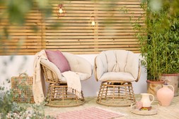 Outdoor Oasis Spinning Chair