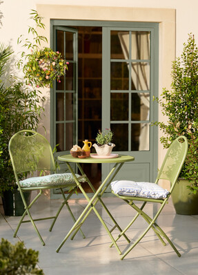 Lisbon Bistro Set Green, £99; Sintra Glazed Terracotta Oil Drizzler Ochre, £5.99
