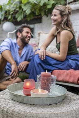 PINK CITRONELLA CANDLES IN SUMMER BLOSSOM