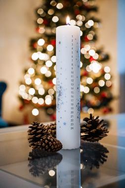 Christmas Star Pillar Candle &pound;12.99