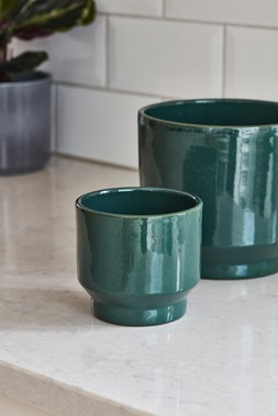 Mia Forest Green Planter H15.5 D17cm &pound;17.99