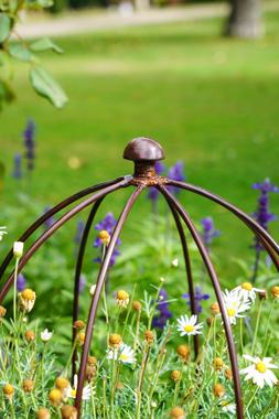 OUTDOOR PLANT SUPPORT BRONZE H60CM W36CM