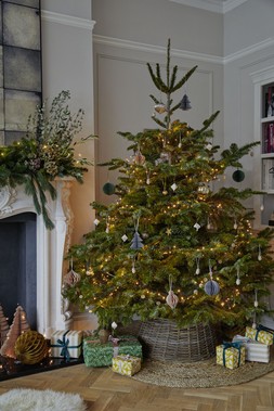 Wicker Tree Skirt Round Natural D60cm &pound;34.99