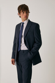 https://dc-42351dc5a6b3.prshots.es/contents/archives/3700/1570/images/thumb350x287_auto/threadbare-tailored-fit-double-breasted-blazer-in-navy-gbp65-tro_e6830_thumb.jpg