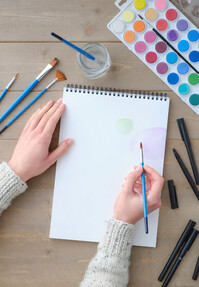 https://dc-42351dc5a6b3.prshots.es/contents/archives/3746/1580/images/thumb350x287_auto/hobbycraft-hobbycraft-floral-mixed-media-class-workshop_thumb.jpg