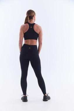 ELEVATE Sports bra £45 & ELEVATE Leggings £80 & Ultimate Grip Stripe Slouch Socks £12.00