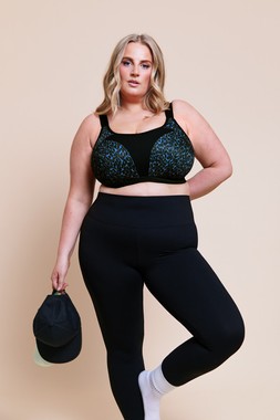 EVERYMOVE WIRED SPORTS BRA £48.00 €73.00 CAD96.00 AUD105.95. - Available from December