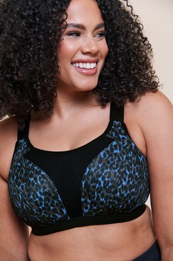 EVERYMOVE WIRED SPORTS BRA £48.00 €73.00 CAD96.00 AUD105.95. - Available from December