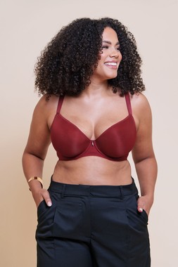 Smoothie Spacer Bra Deep Red £42 €66 CAD $92 AUS $96.95 1