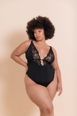 EMBRACE STRETCH LACE TEDDY