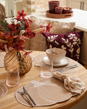 Hinch Home Fall Table