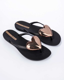Maxi Heart Flip Flop Black - £26