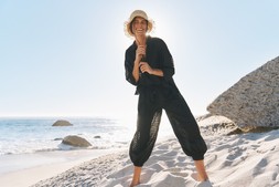 Nora Textured Cotton Balloon Trousers Black