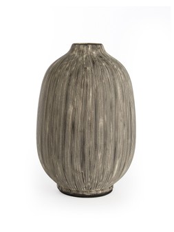 WFC7J The Very Collection Scratch Vase £20