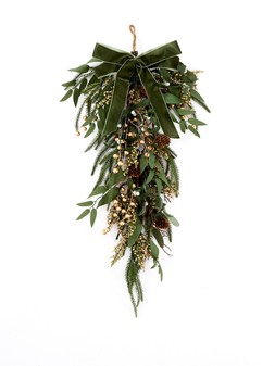 WKCHA The Very Collection Bow Tree Wreath £20