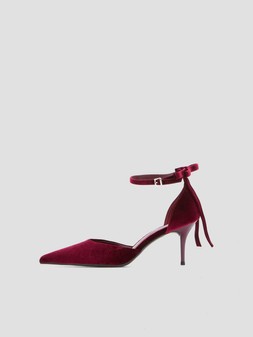 X3EHM The Very Collection Bow Back Court Shoe Burgundy £35