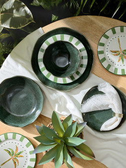 PRIMARK CERAMIC DINNER PLATE, £5, €6, RON30, PLN26, CZK155, PRIMARK CORE CERAMIC PASTA BOWL, £6, €7, RON34, PLN30, CZK180