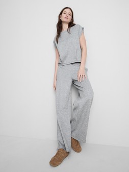 PRIMARK EDIT SEAM SCUBA SLEEVELESS TOP, £12, €14, $17.50, RON70, PLN60, CZK365 (3)