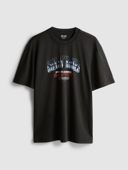 PRIMARK GUNS AND ROSES TEE, £12, €14, $18, RON70, PLN60, CZK365 (2)