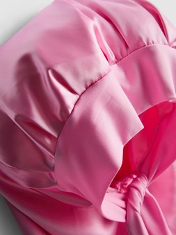 PRIMARK MP SATIN LONG BONNET £3.50, €4.00, 650.00 CZK, 130.00 PLN, 20.00 RON 3jpg