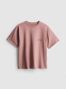 PRIMARK PRESENTS BY COLEEN CREW TEE, PINK, £7, €10, RON50, PLN43, CZK260