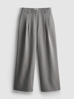 PRIMARK PRESENTS BY COLEEN TAILORED WIDE LEG, £18, €20, $25, RON100, PLN90, CZK520