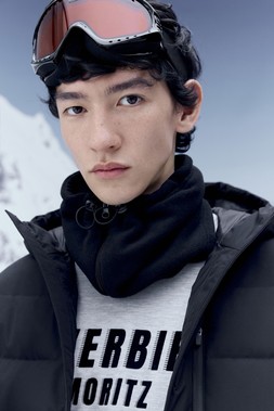 Goodmove Ski Coat £99, Sweat £35 & Snood £15 (2)
