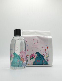 Happy Place Poppies Bath Soak Set £12.50