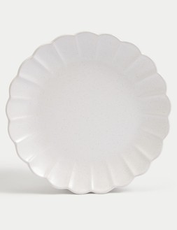 M&S Set of 4 Scallop Dinner Plates £25